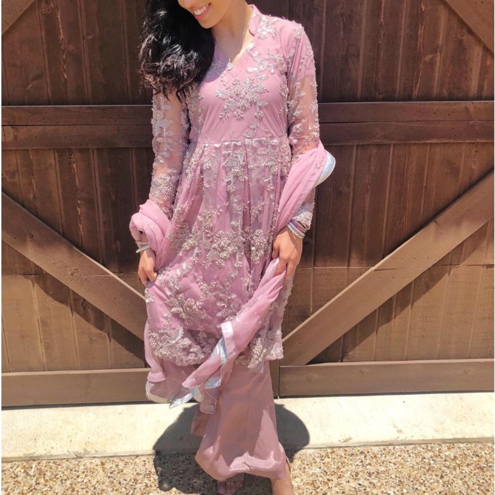 Pakistani Indian desi outfit